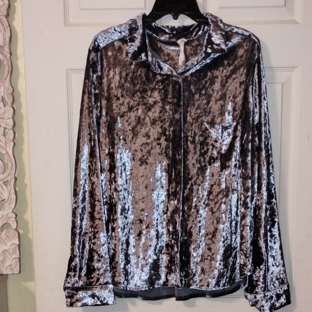 Amadi By Anthropologie Silver Velvet Button Down